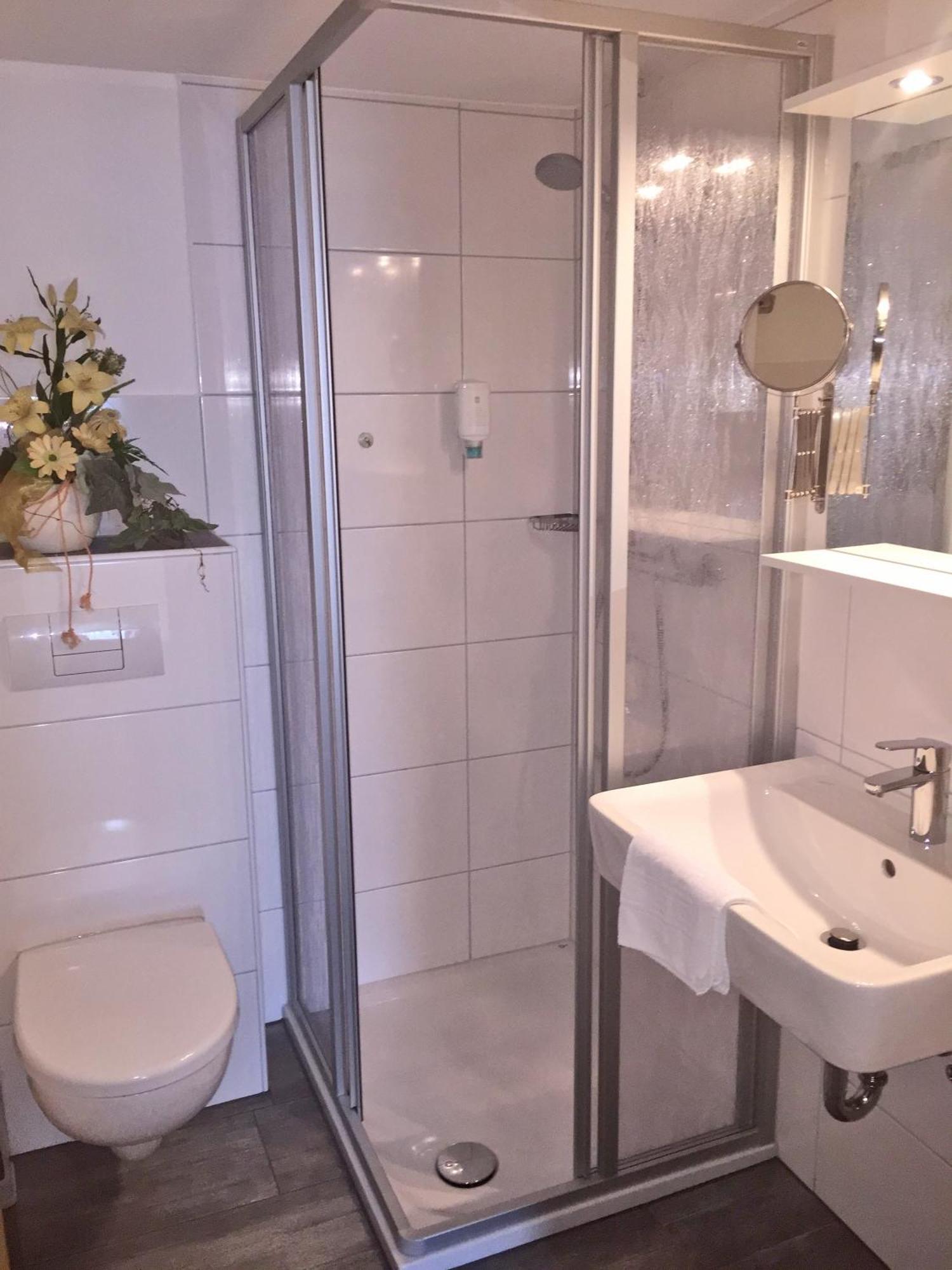 Hotel Flurschuetz Леннештадт Номер фото